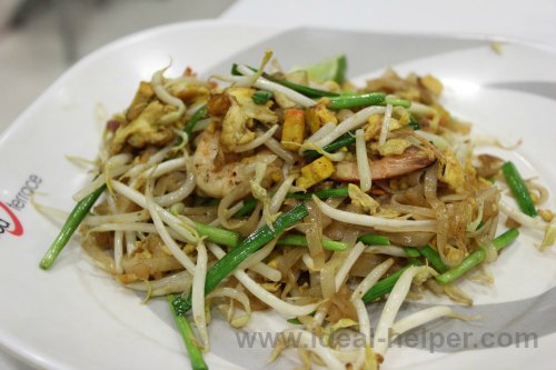 Thai chicken chow mein